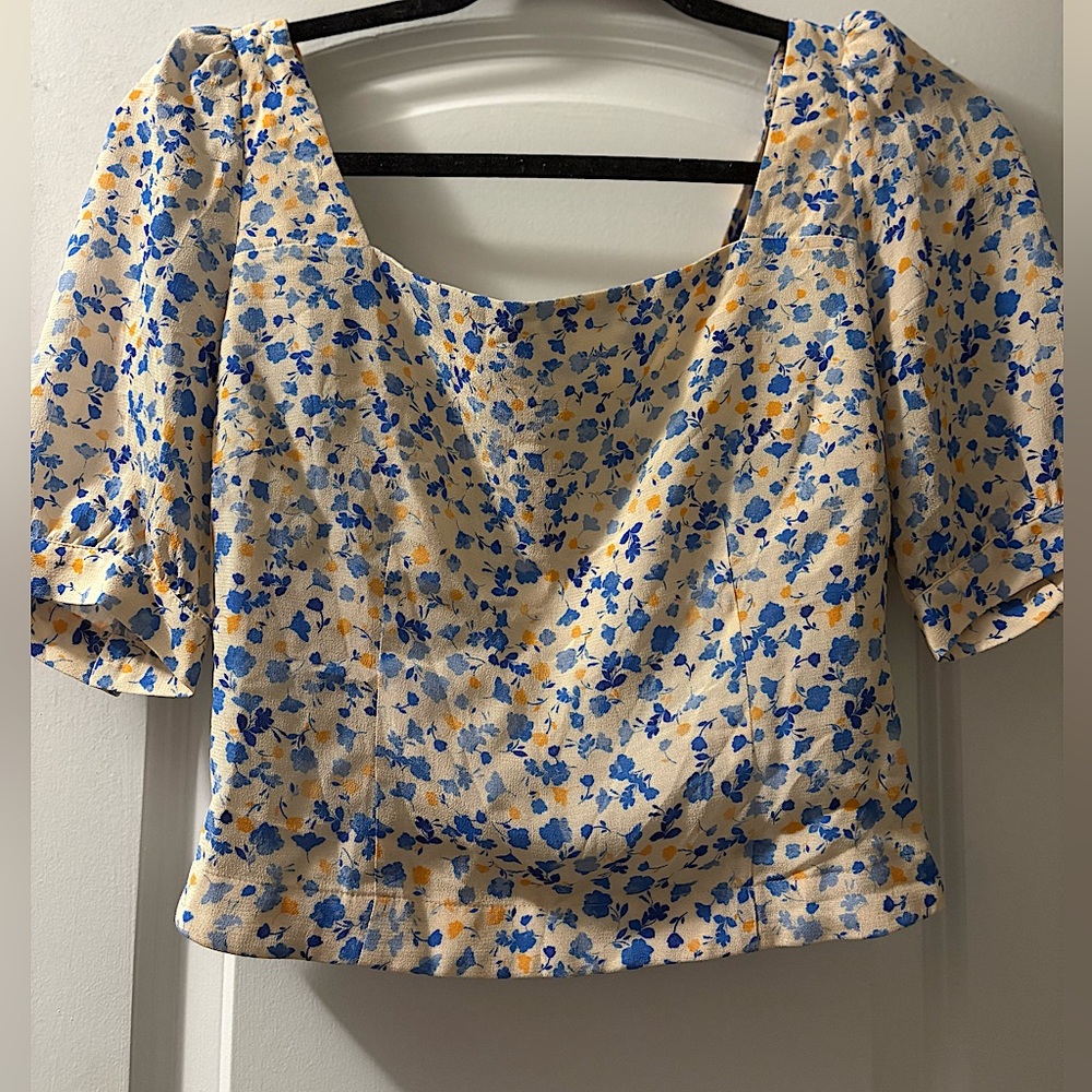 Brand NEW Favorite Daughter Brand Floral Square Neck Top. Size S. Tags still on